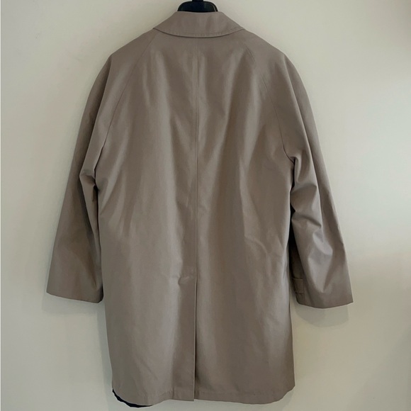London Fog Main Coat Rain Jacket. - Picture 4 of 14